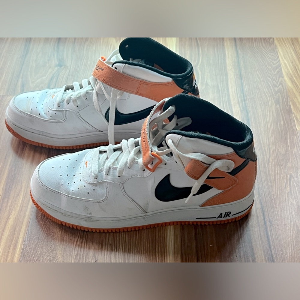 Nike Air Force 1 High Vibrant Orange
